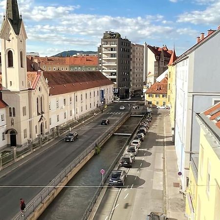 Cozy City Center Apartment Грац Экстерьер фото