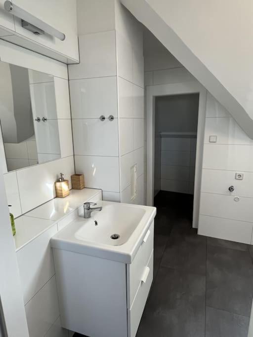 Cozy City Center Apartment Грац Экстерьер фото